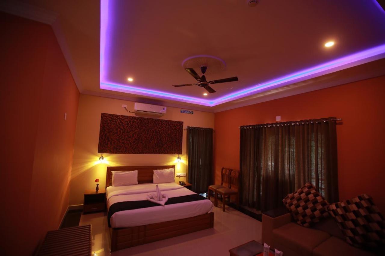 Tranquil Greens Ramakkalmedu Exterior photo