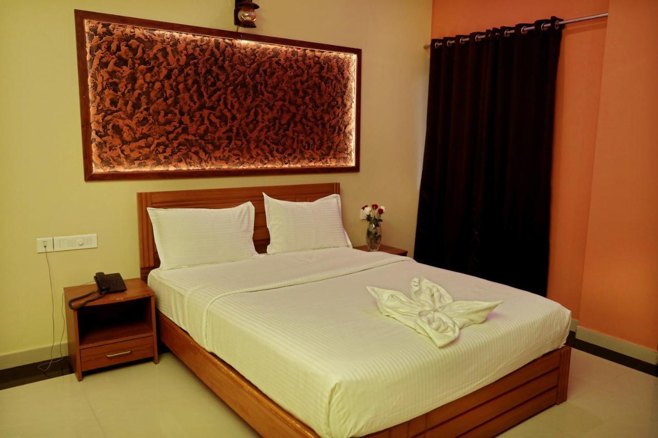 Tranquil Greens Ramakkalmedu Exterior photo